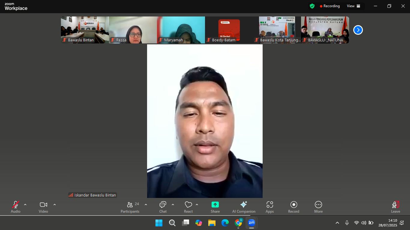 nggota Bawaslu Bintan sekaligus Koordinator Divisi Hukum, Pencegahan, Partisipasi Masyarakat dan Hubungan Masyarakat, Iskandar, menyoroti metode uji petik yang belum diatur oleh Bawaslu RI dalam Rapat Koordinasi Pemutakhiran Data Pemilih Berkelanjutan secara daring, Senin (28/7/2025)/ Foto: Publikasi dan Pemberitaan Bawaslu Kabupaten Bintan