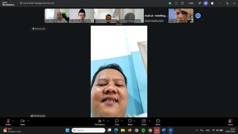 Anggota Bawaslu Kabupaten Bintan Bambang menyampaikan tausiah dalam kegiatan Jumat Sehati bertema Menjaga Lisan dan Hati yang digelar secara daring melalui Zoom, Jumat, 24 Juli 2026/Foto:Pemberitaan Bawaslu Bintan