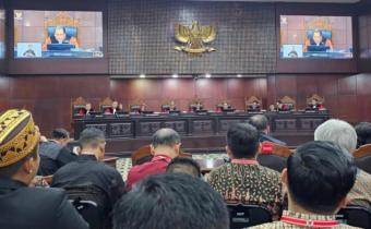 Pembacaan sidang putusan PHP oleh MK