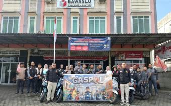 Bawaslu Kabupaten Bintan bersiap melaksanakan program Gerakan Sosialisasi Pengawasan Partisipatif Oleh Bawaslu (GASPOL) menggunakan sepeda motor, Kamis (4/12/2025)/Foto: Pemberitaan Bawaslu Bintan